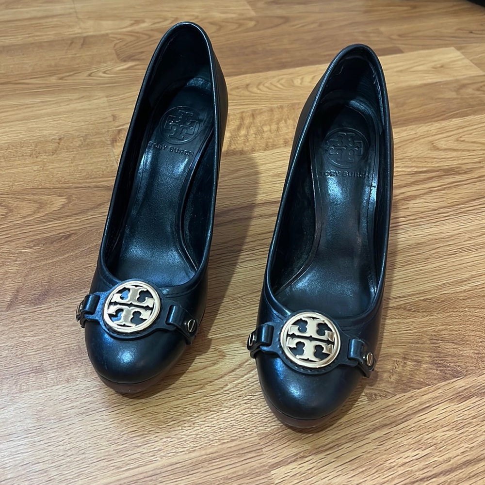 Tory Burch heels size 6M